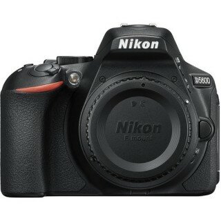 Nikon D5600 18-140mm DSLR Fotoğraf Makinesi (18-140)