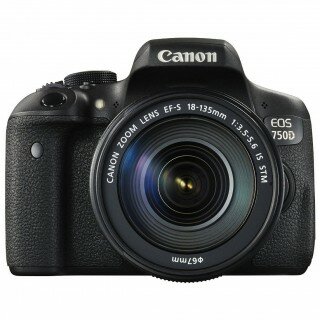 Canon EOS 750D 18-135mm DSLR Fotoğraf Makinesi