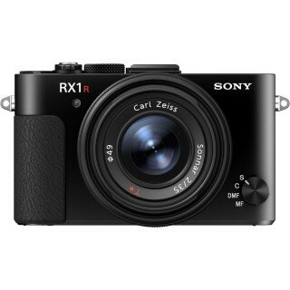 Sony DSC-RX1R II Kompakt Fotoğraf Makinesi (42 MP)