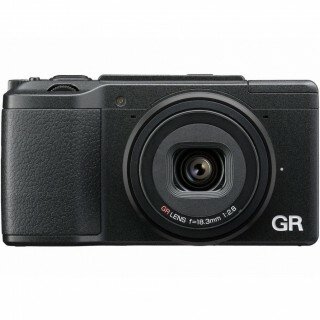 Ricoh GR II Kompakt Fotoğraf Makinesi