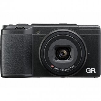 Ricoh GR III Kompakt Fotoğraf Makinesi