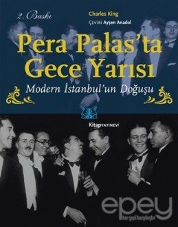 Pera Palas'ta Gece Yarısı